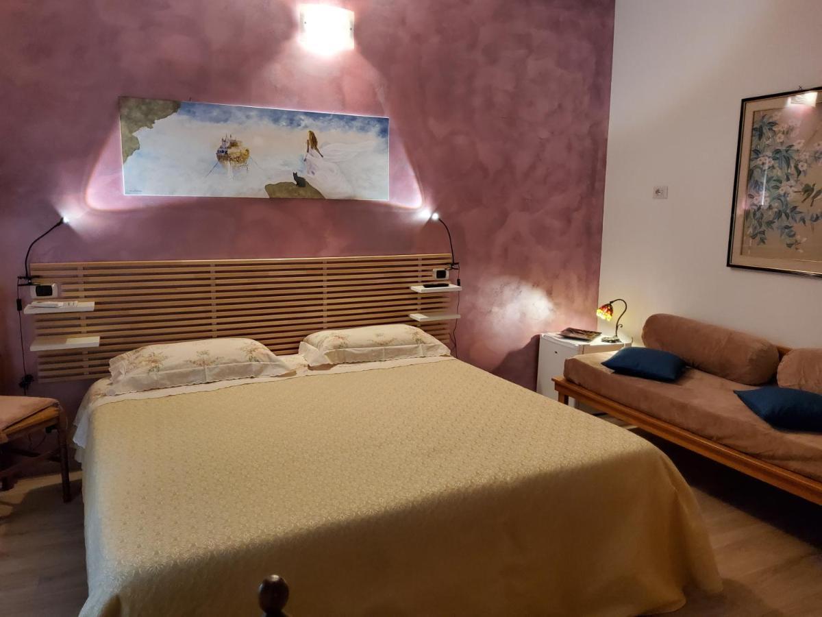 Annadia Sweet Home B&B Лидо-ди-Остия Экстерьер фото